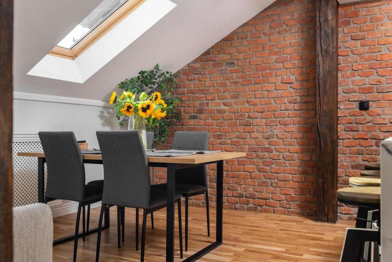 Riverside Premium Class Apartment - By Upstairs Krakau Buitenkant foto
