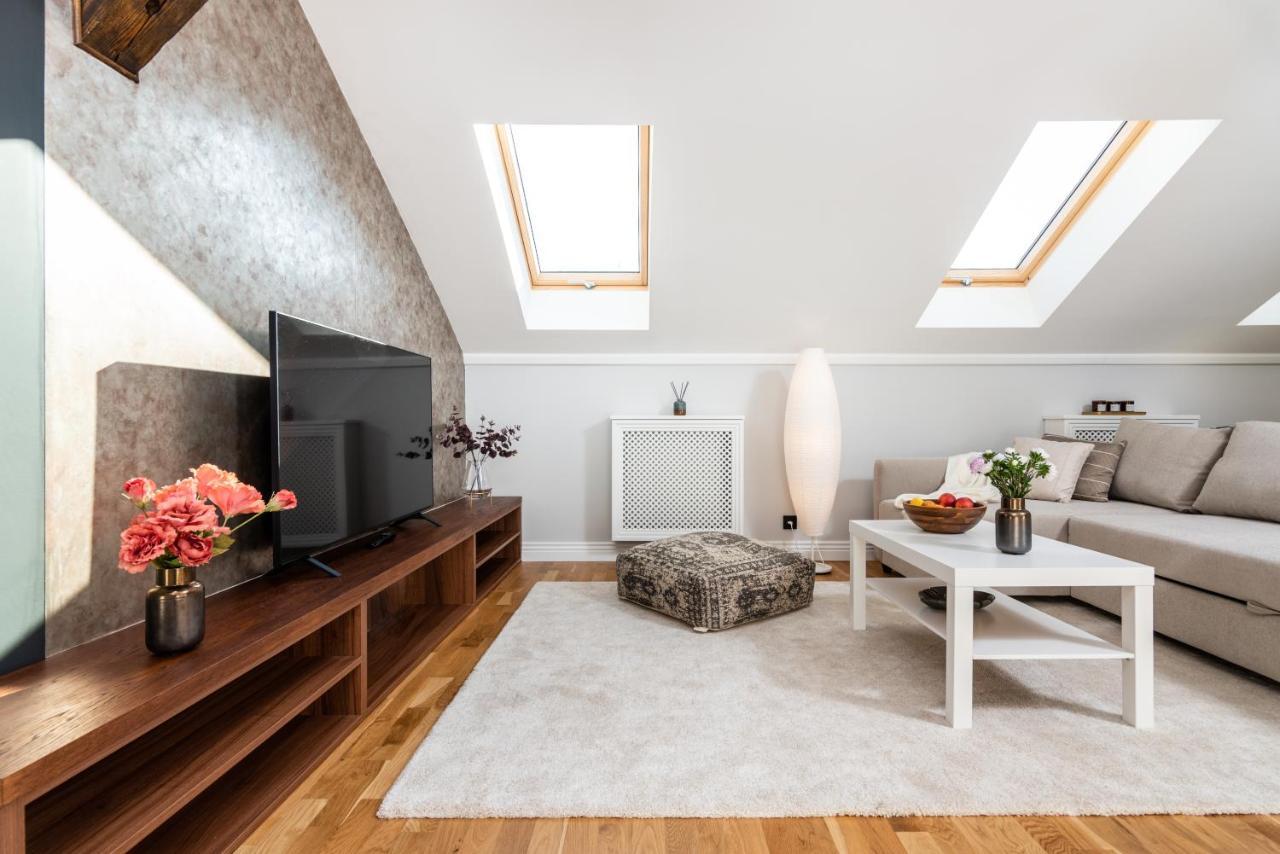 Riverside Premium Class Apartment - By Upstairs Krakau Buitenkant foto